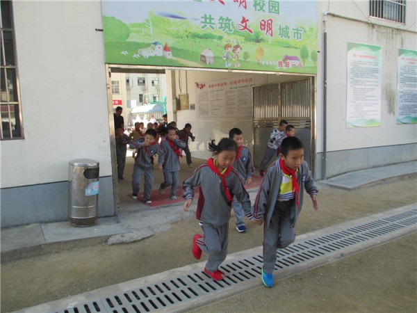 一小.jpg