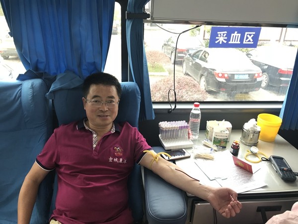 赵主席.jpg